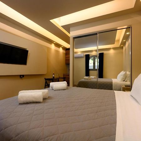 Seven Keys Luxury Suites Achílleion Eksteriør bilde