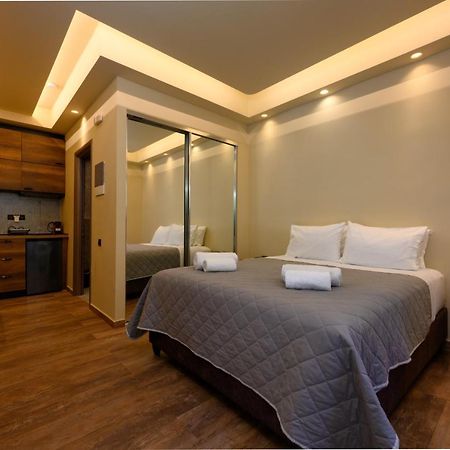 Seven Keys Luxury Suites Achílleion Eksteriør bilde