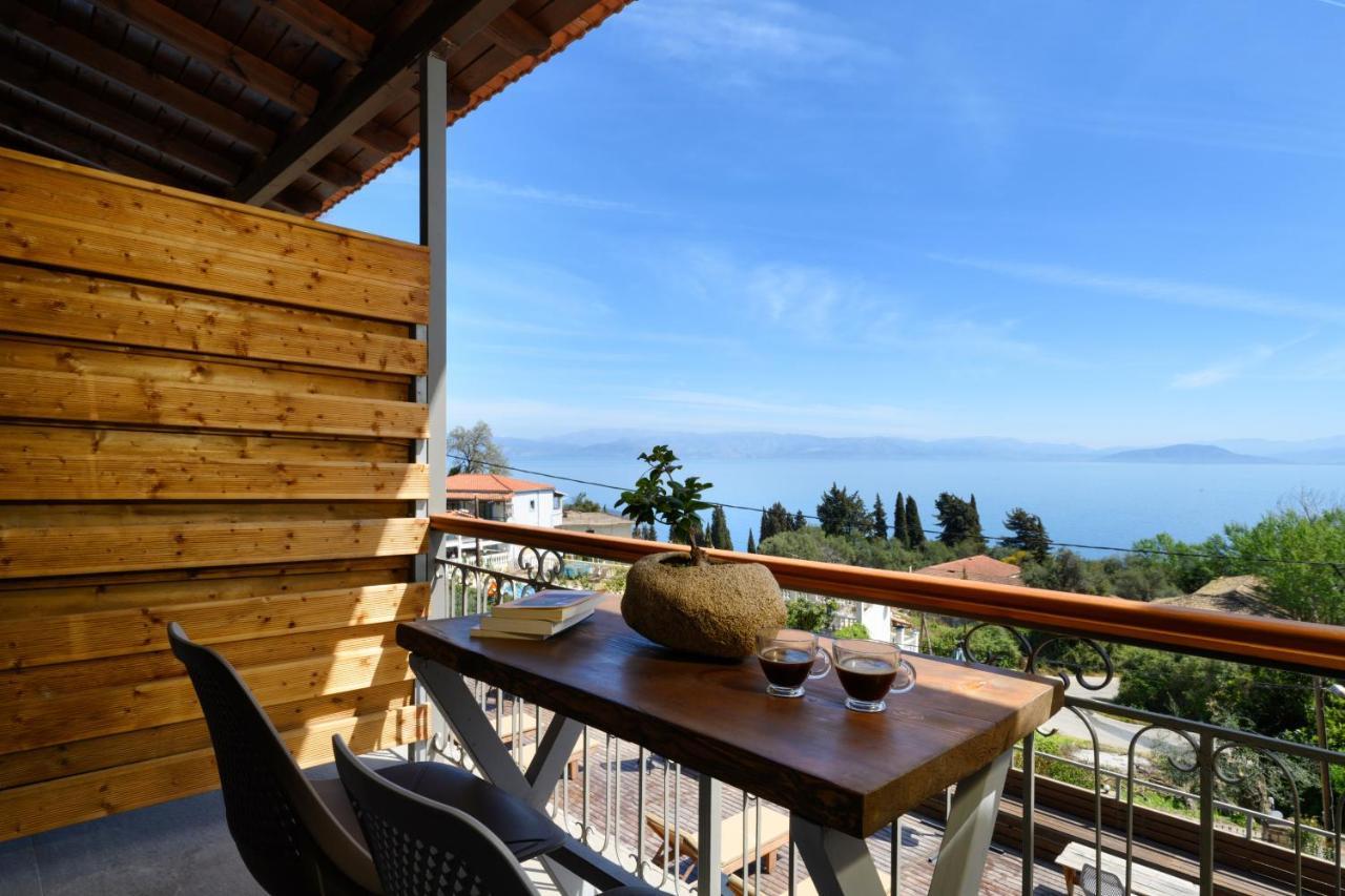 Seven Keys Luxury Suites Achílleion Eksteriør bilde