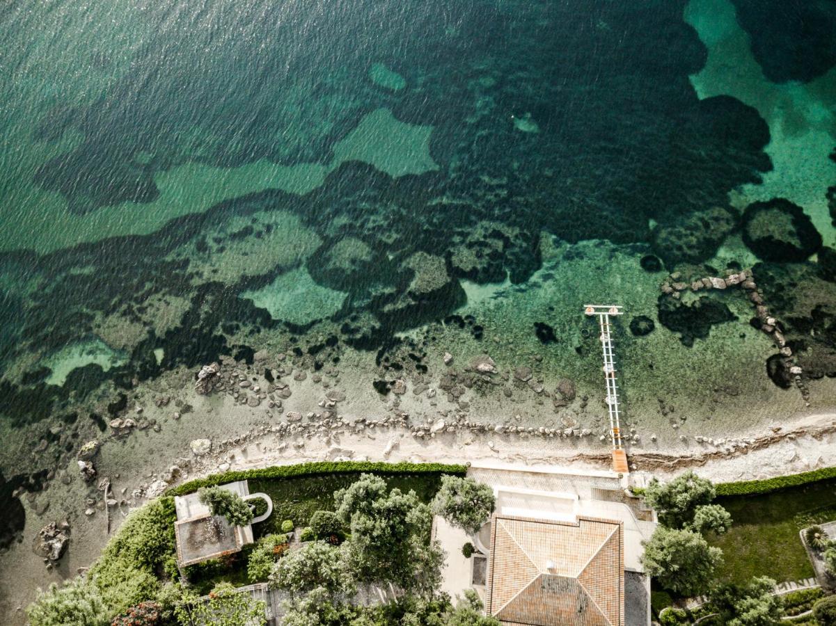 Seven Keys Luxury Suites Achílleion Eksteriør bilde