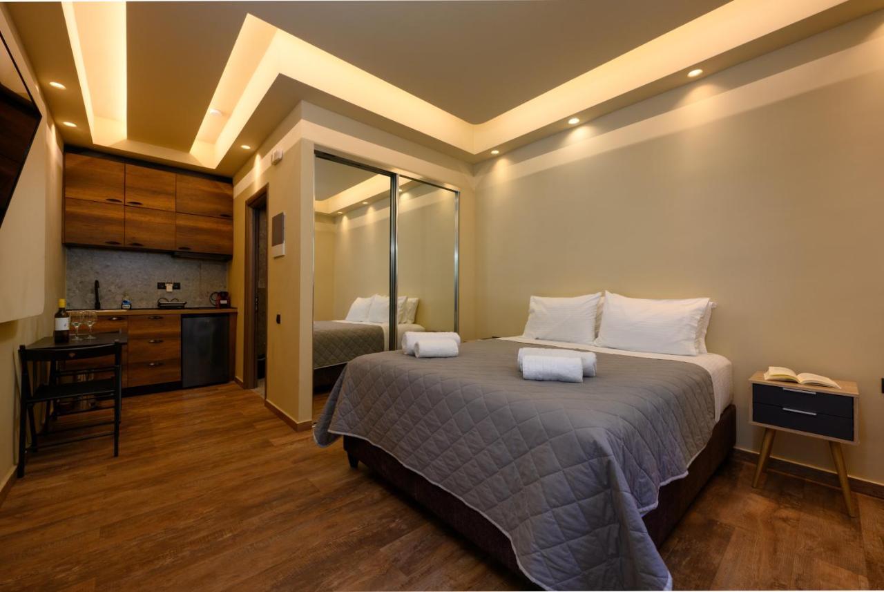 Seven Keys Luxury Suites Achílleion Eksteriør bilde