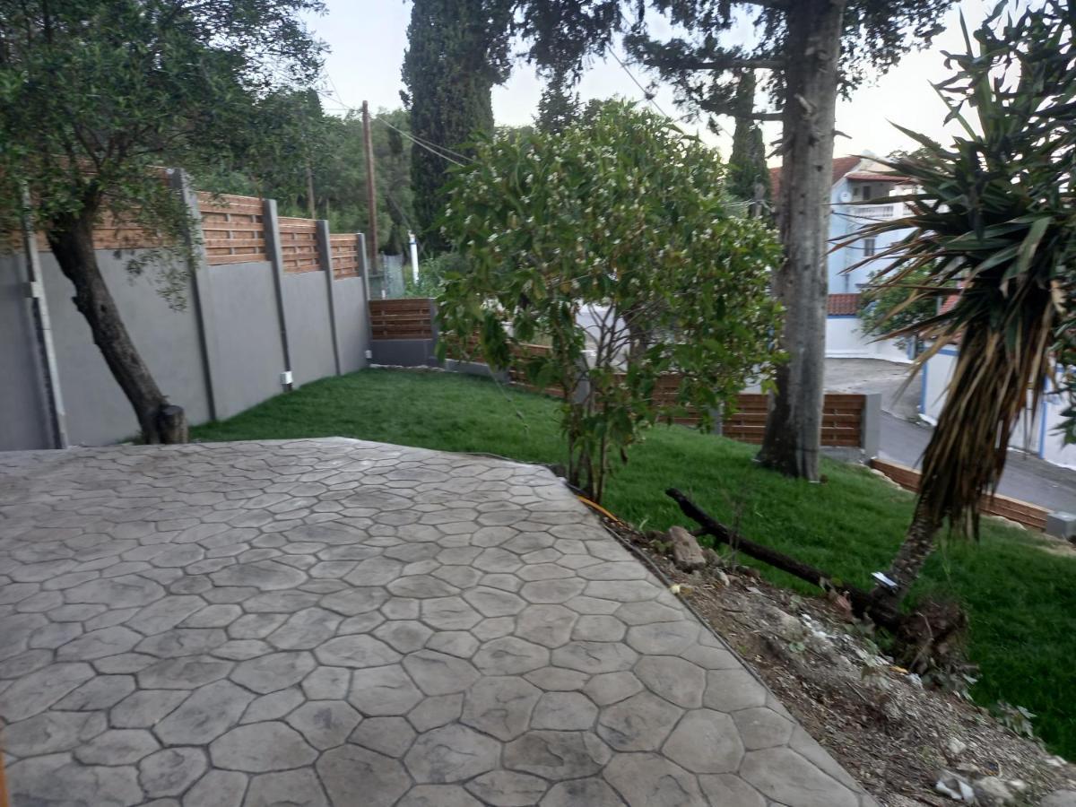 Seven Keys Luxury Suites Achílleion Eksteriør bilde